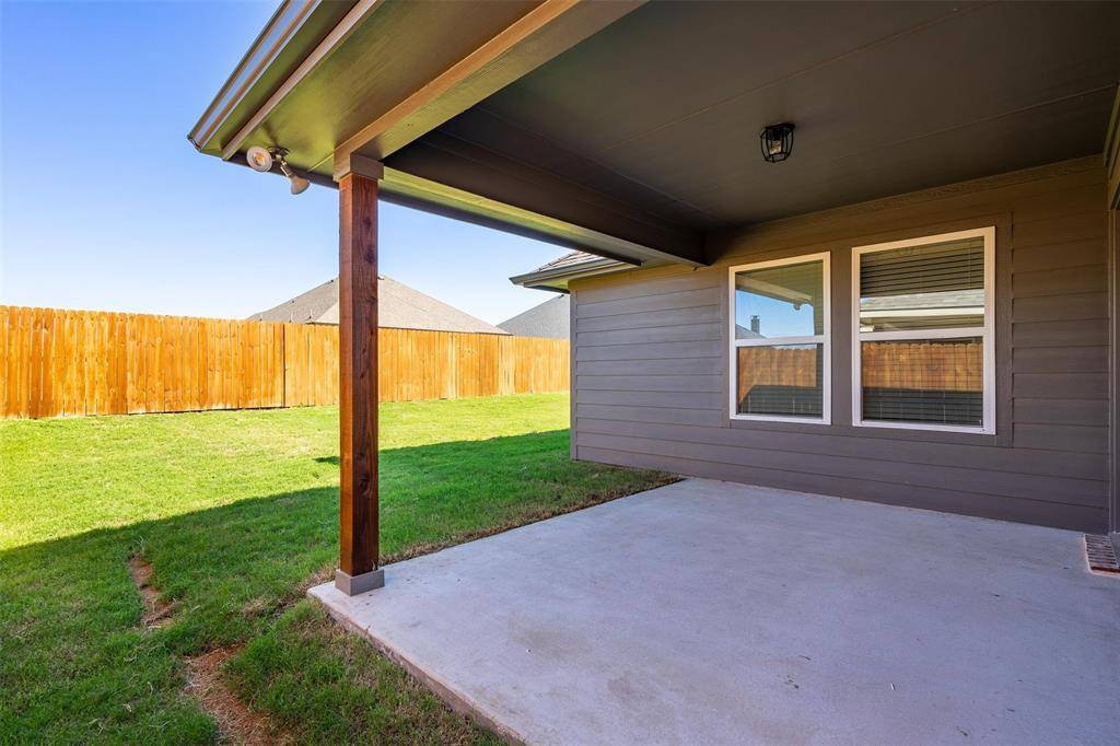 908 Tippit Lane, Greenville, TX 75098