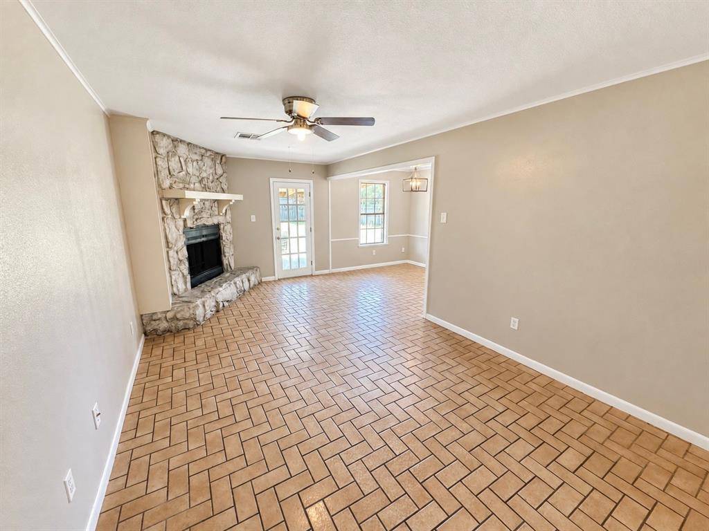 2532 La Vonne, Bossier City, LA 71111