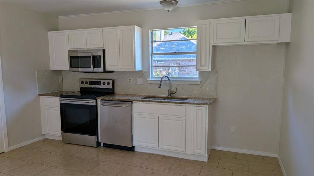 101 Pecan Street, Howe, TX 75459