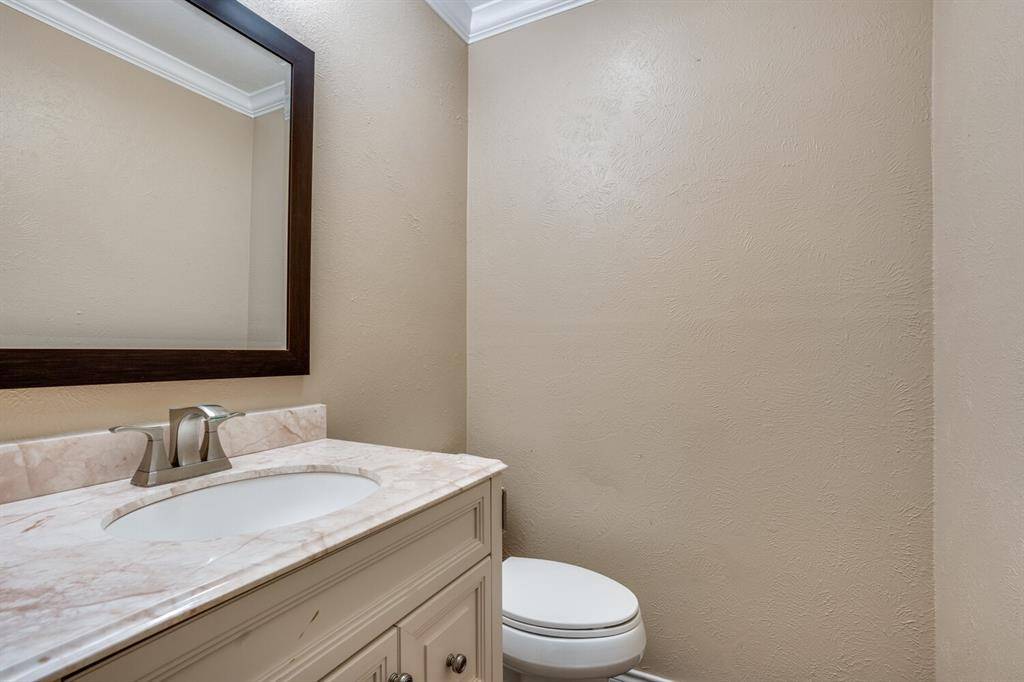 1410 Thackery Drive, Arlington, TX 76018