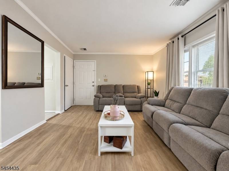 112-130 Sherwood Ave #7, Paterson City, NJ 07502