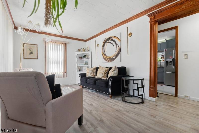 379 Chamberlain Ave, Paterson City, NJ 07502