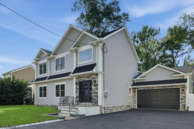 17 Blake Dr, Clark Twp., NJ 07066