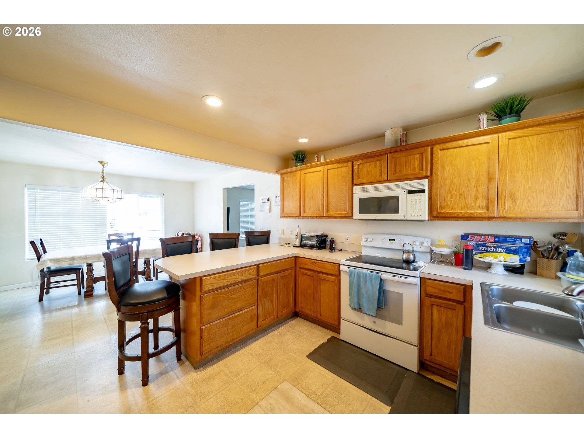 1400 CLAY ST NE, Salem, OR 97301