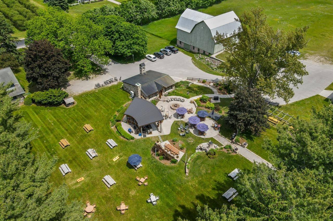 9580 E Shady LN, Bingham Twp, MI 49682