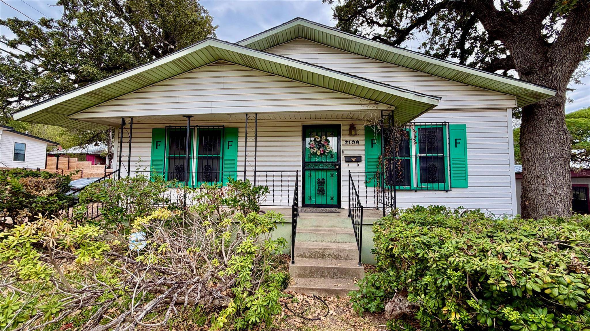 2109 E 12th ST, Austin, TX 78702