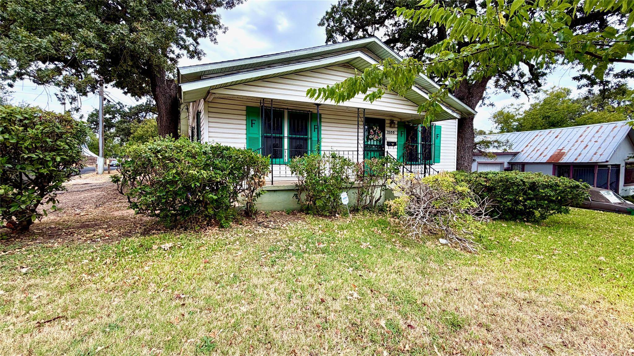 2109 E 12th ST, Austin, TX 78702