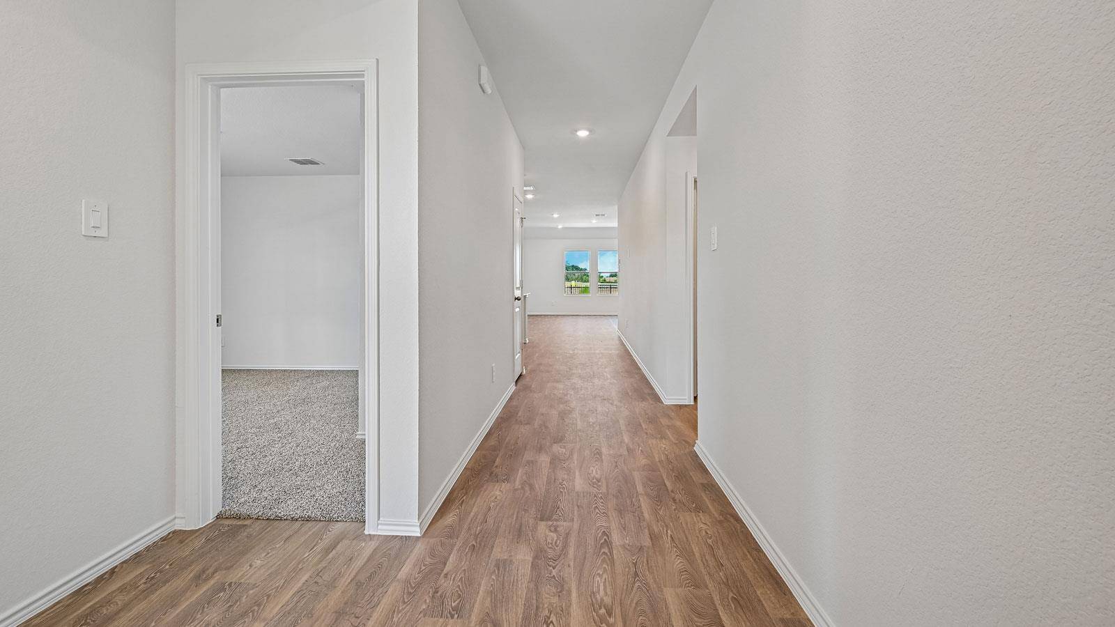 218 Salkeld DR, Uhland, TX 78640