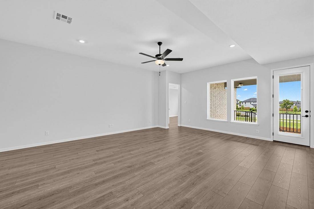 121 Amber Oak LN, Georgetown, TX 78628