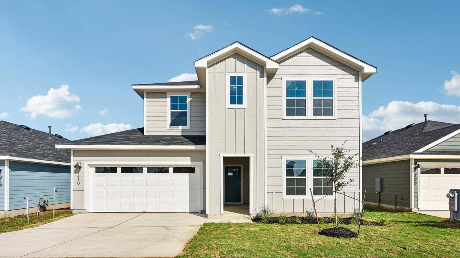 210 Salkeld DR, Uhland, TX 78640