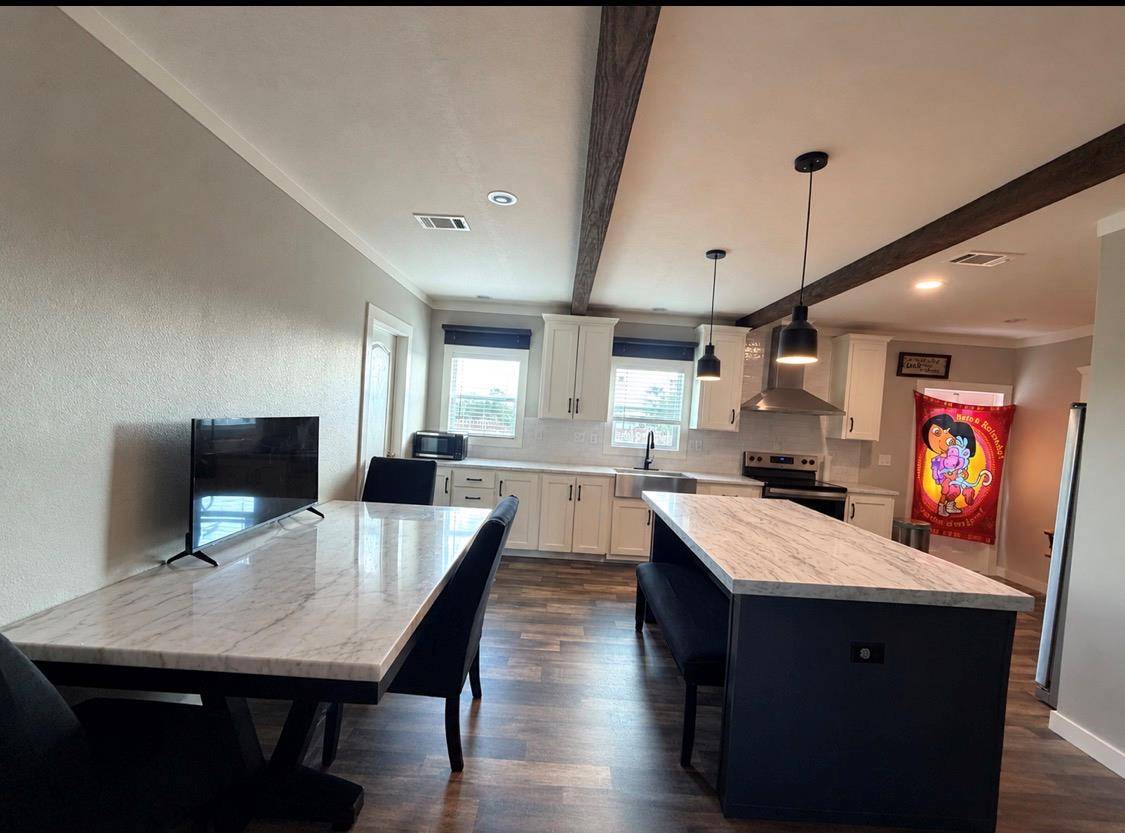 167 Guajolote ST, Cedar Creek, TX 78612