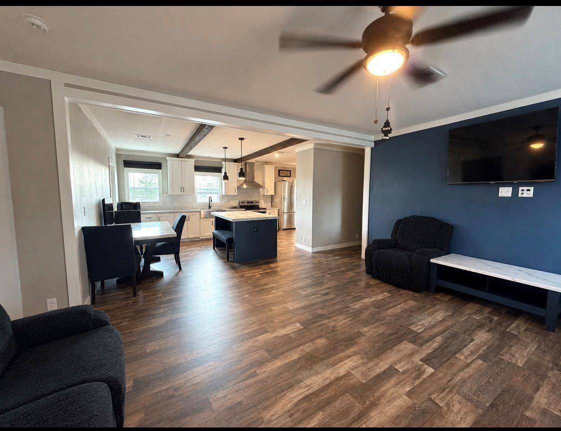 167 Guajolote ST, Cedar Creek, TX 78612