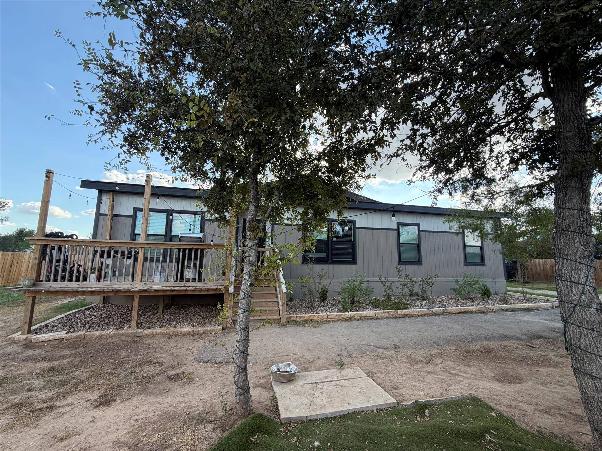 167 Guajolote ST, Cedar Creek, TX 78612