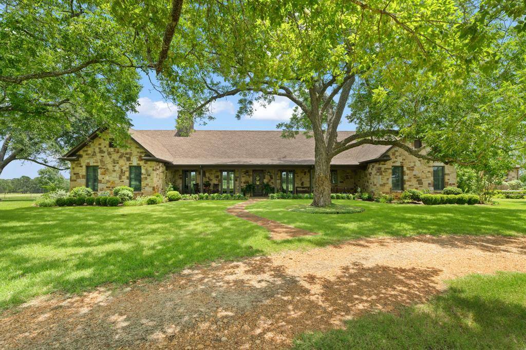 705 Antioch RD, Paige, TX 78659