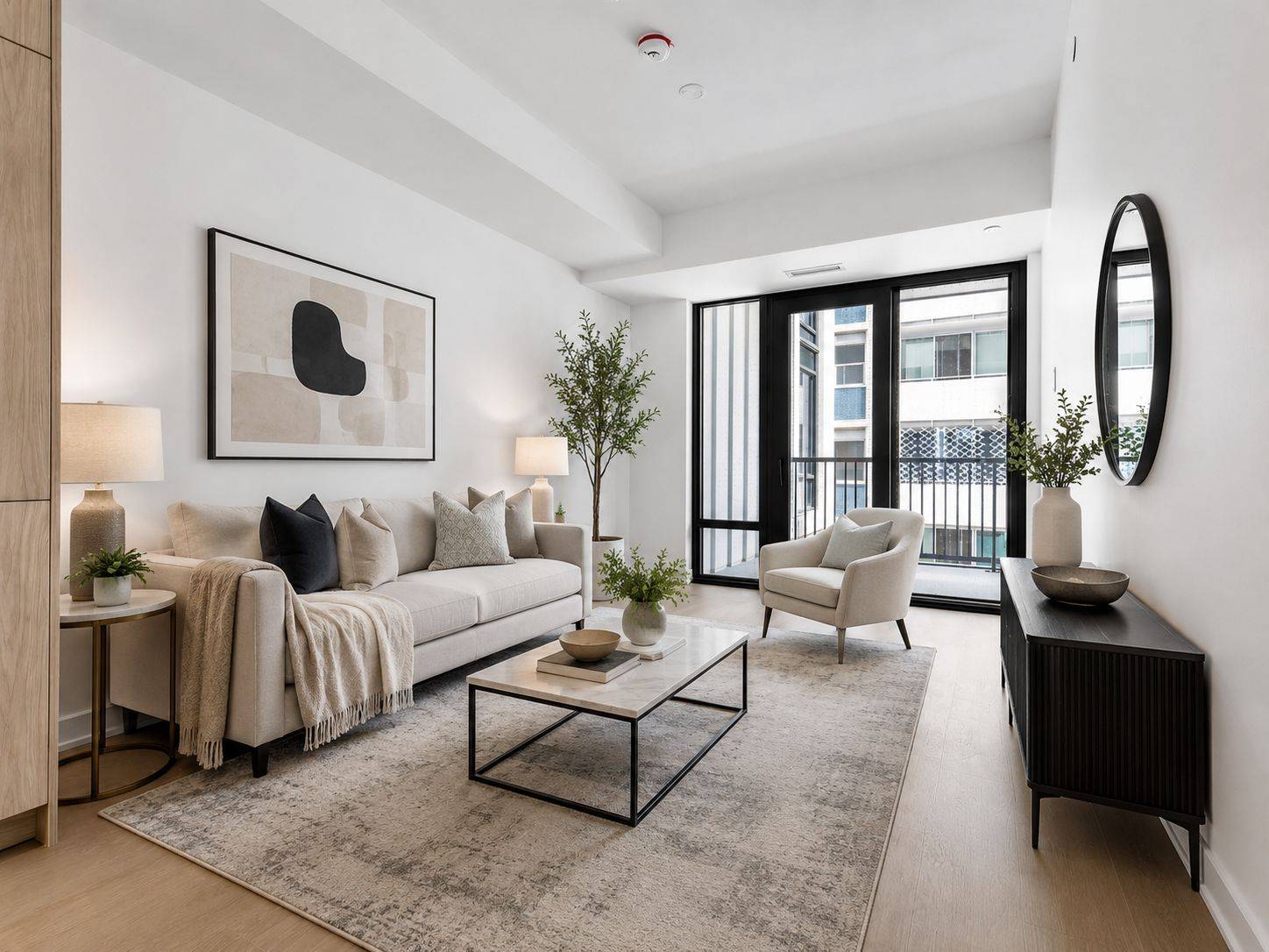 91 Montclair AVE #528, Toronto C03, ON M5P 0B1