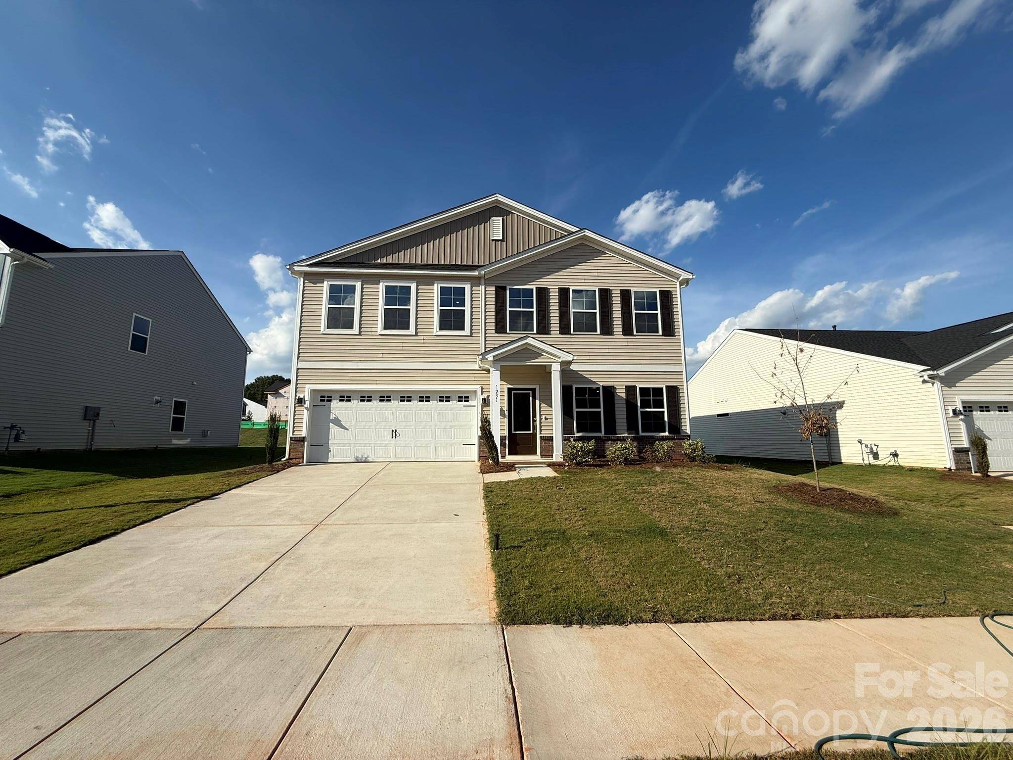 1231 Bansal DR, Charlotte, NC 28215