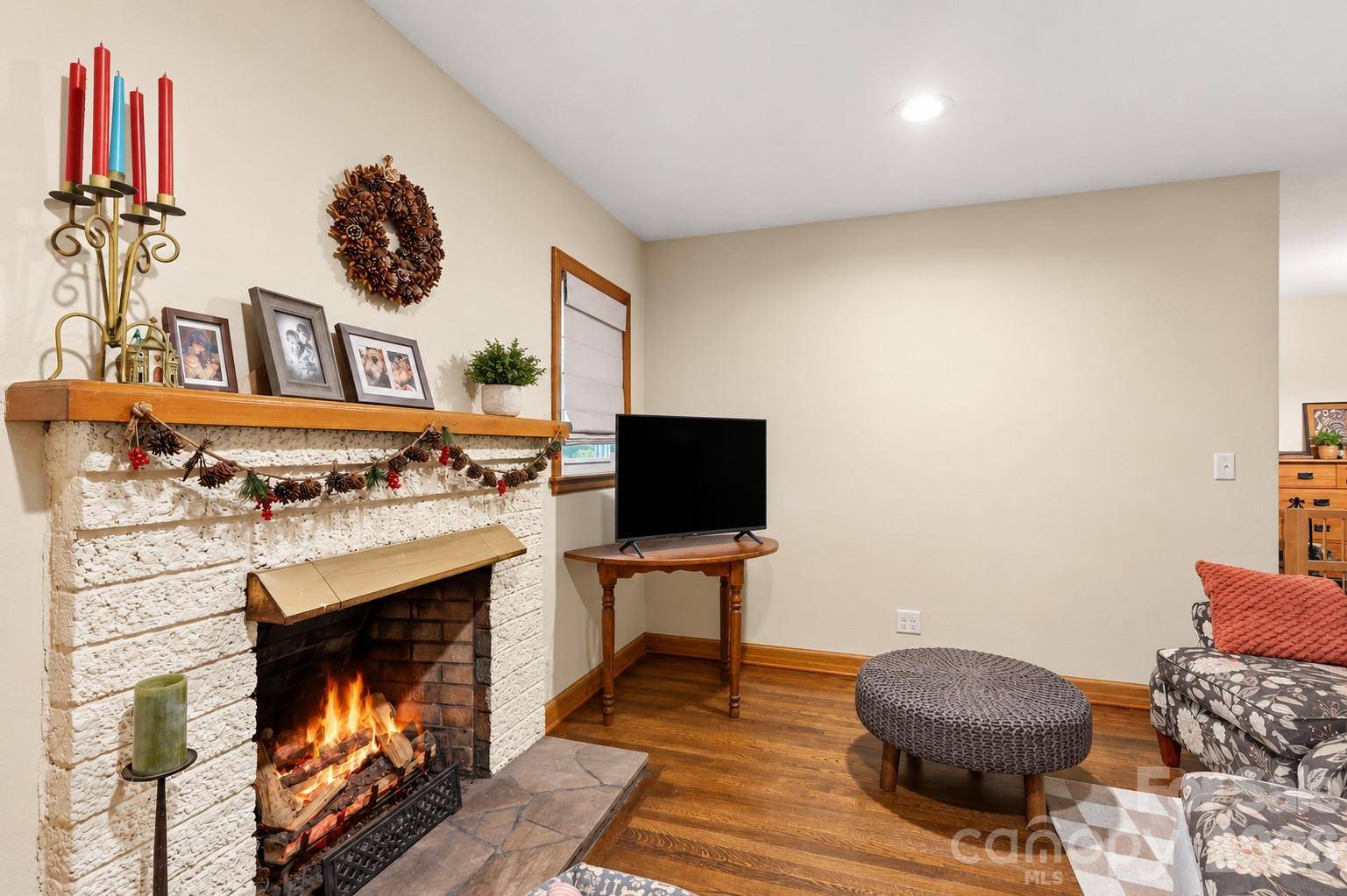 529 Alta Vista DR, Hendersonville, NC 28791