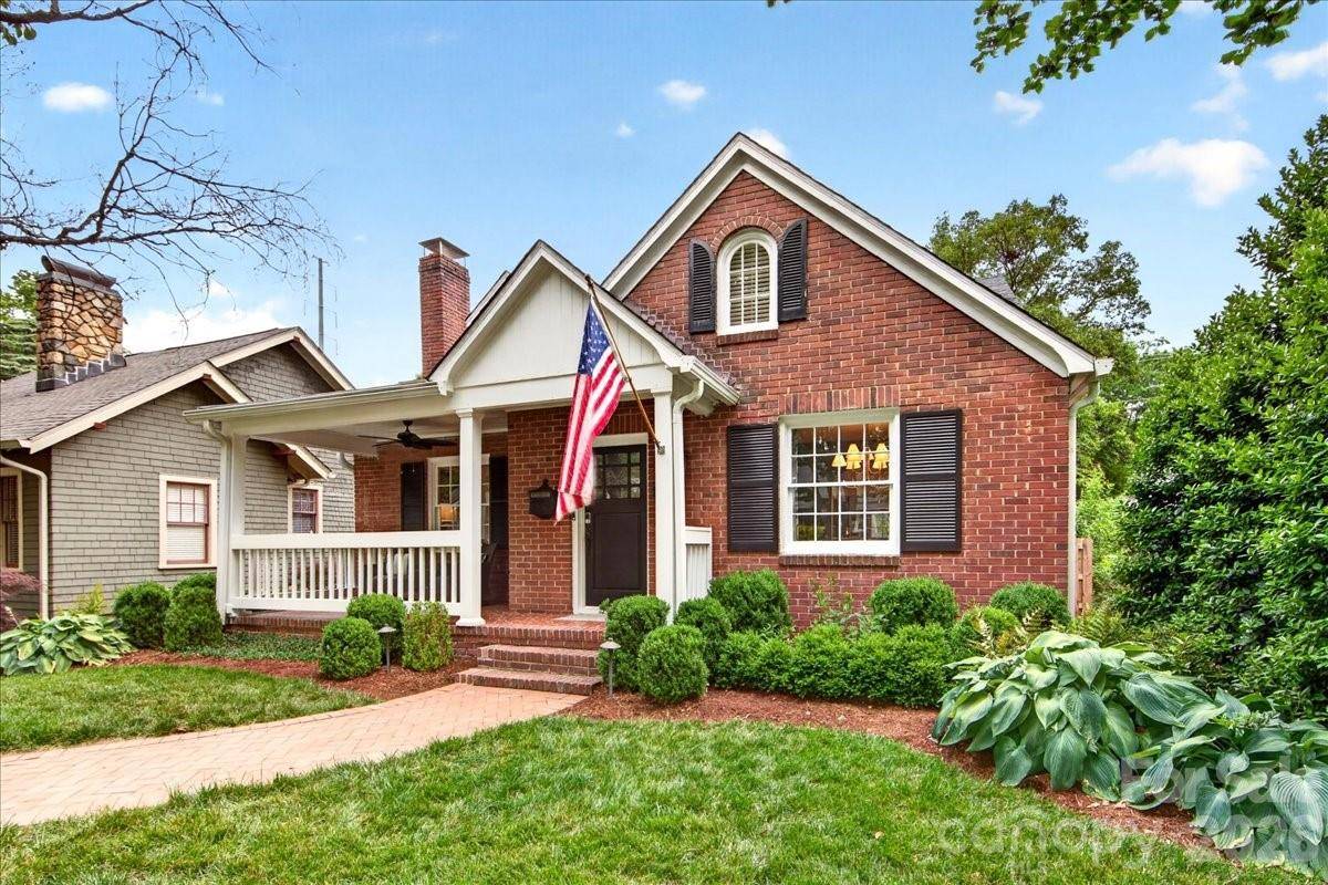 2121 Charlotte DR, Charlotte, NC 28203