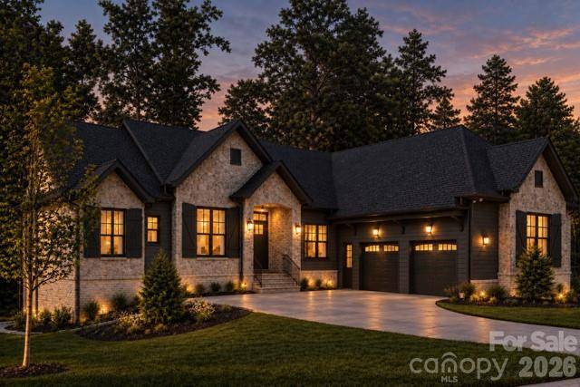 1915 Miners Creek DR, Lincolnton, NC 28092
