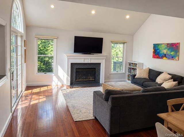 3001 Canterbury WAY, Mount Kisco, NY 10549
