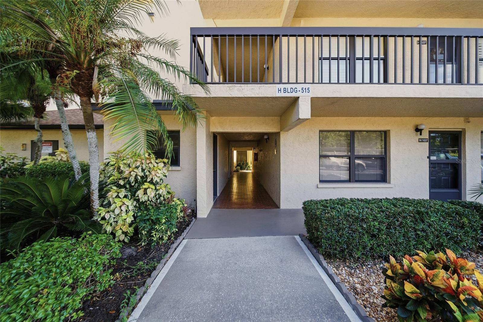 515 30TH AVE W #H308, Bradenton, FL 34205