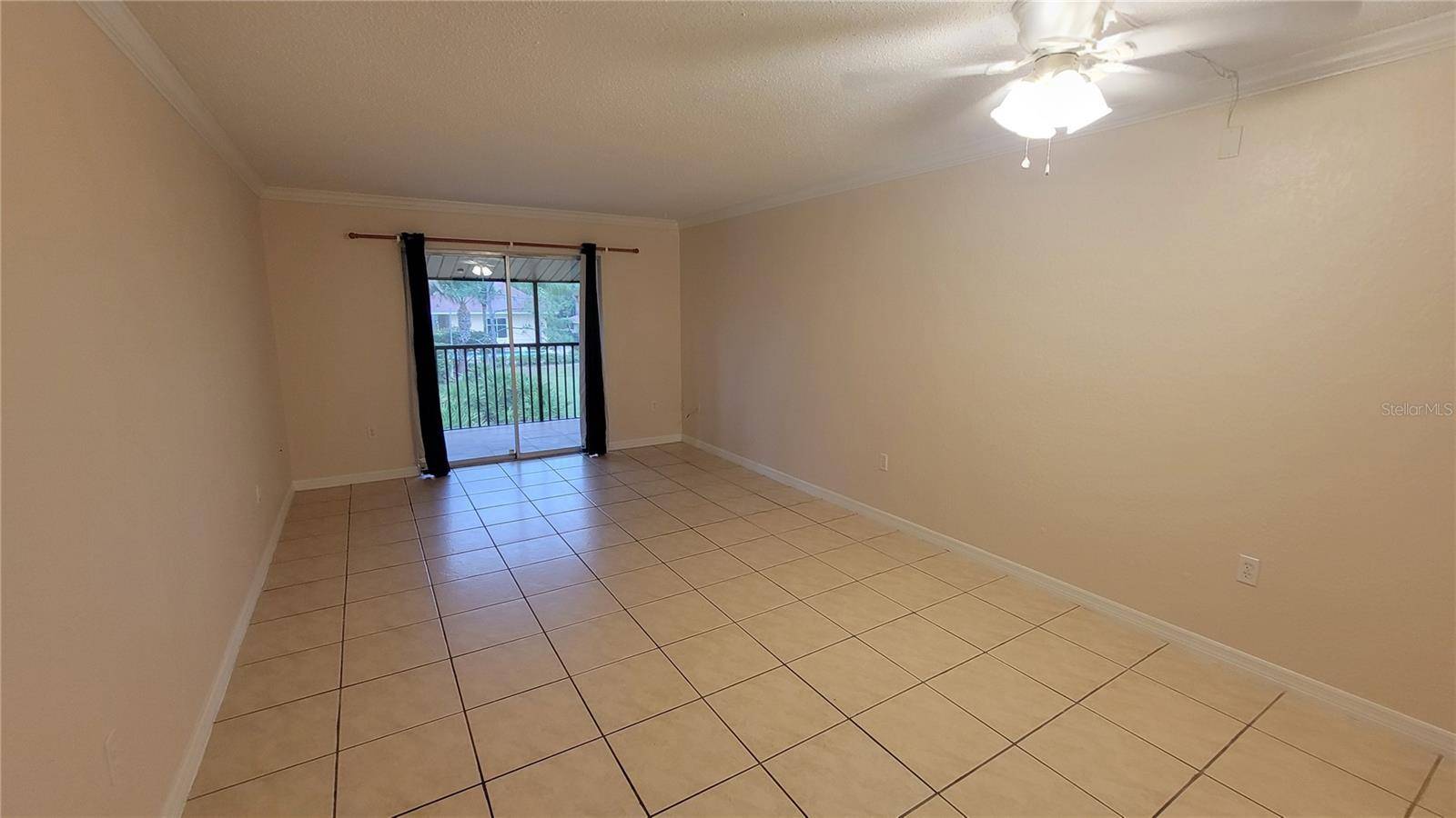 960 LACOSTA CIR #2, Sarasota, FL 34237
