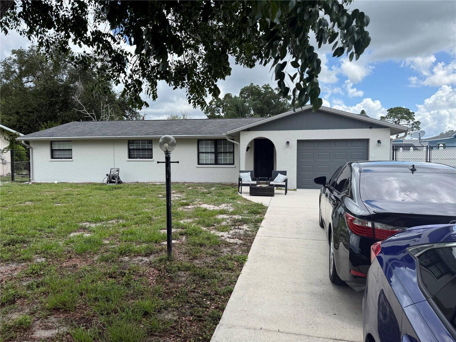 4039 VELARDE LN, Sarasota, FL 34235