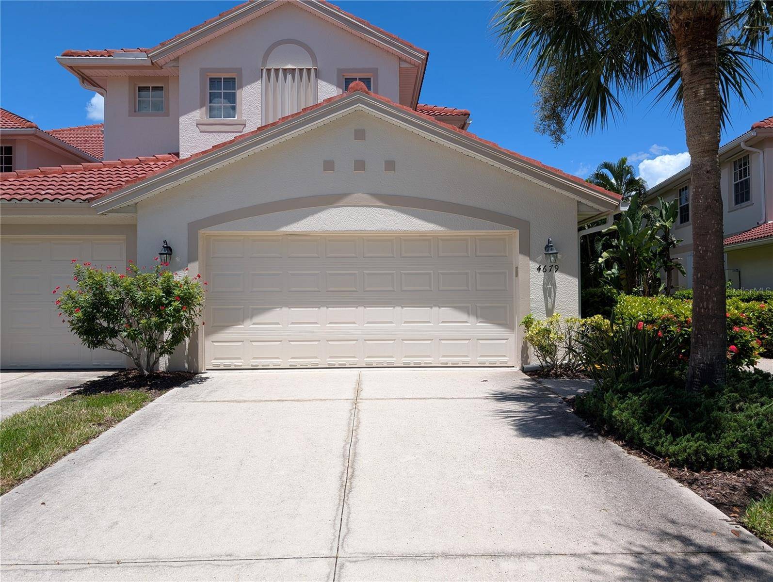 4679 CLUB DR #102, Port Charlotte, FL 33953