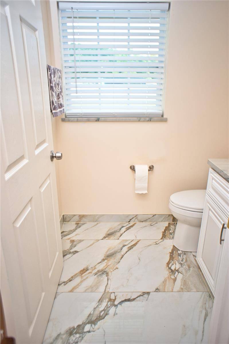 402 E MAPLE ST, Winter Garden, FL 34787