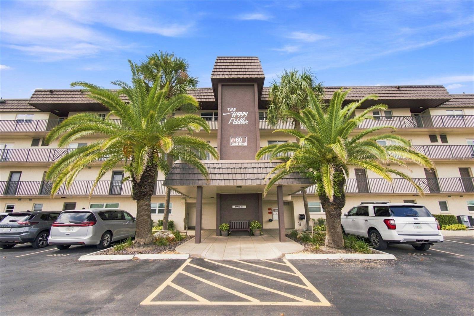 60 GULF BLVD #214, Indian Rocks Beach, FL 33785