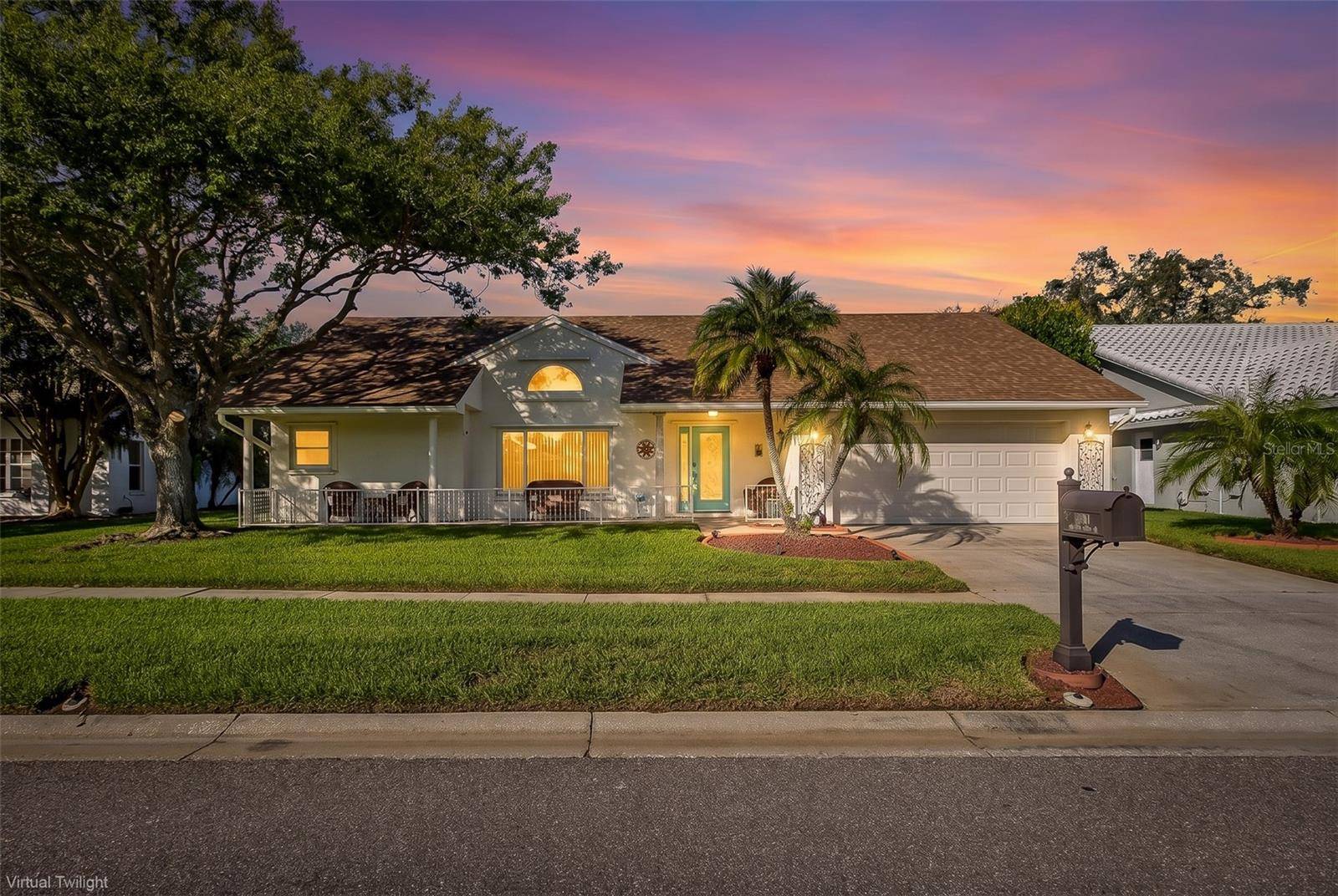 11810 SPANISH LAKE DR, Tampa, FL 33635