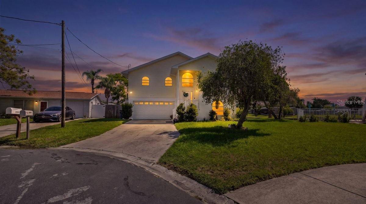 4514 NEPTUNE DR, Hernando Beach, FL 34607