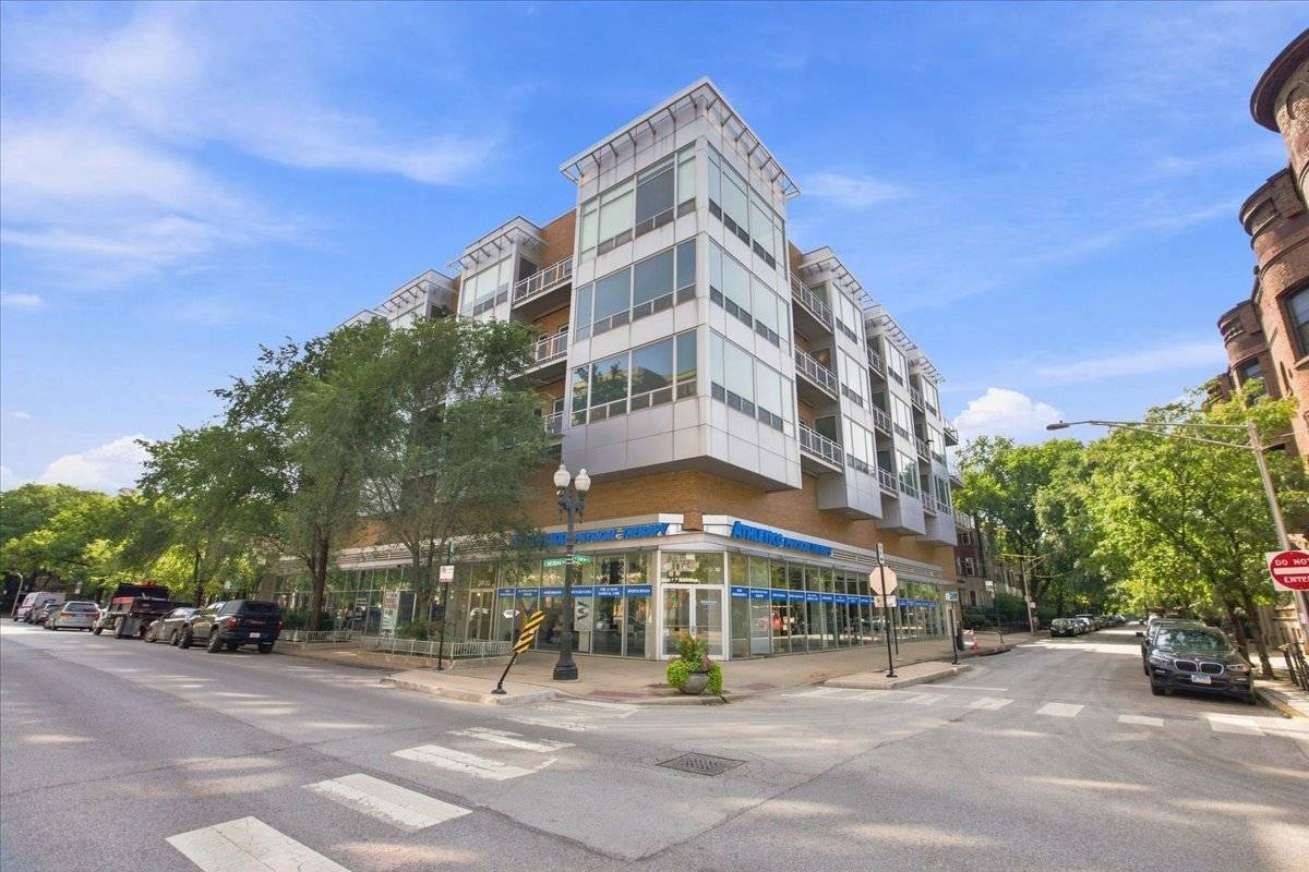 3920 N Sheridan RD #504, Chicago, IL 60613