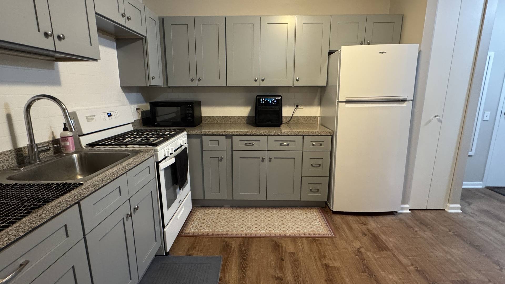 4850 S Lake Park AVE #709, Chicago, IL 60615