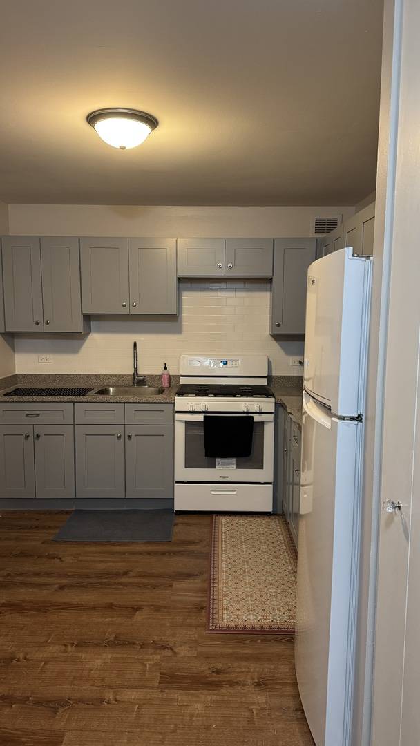 4850 S Lake Park AVE #709, Chicago, IL 60615