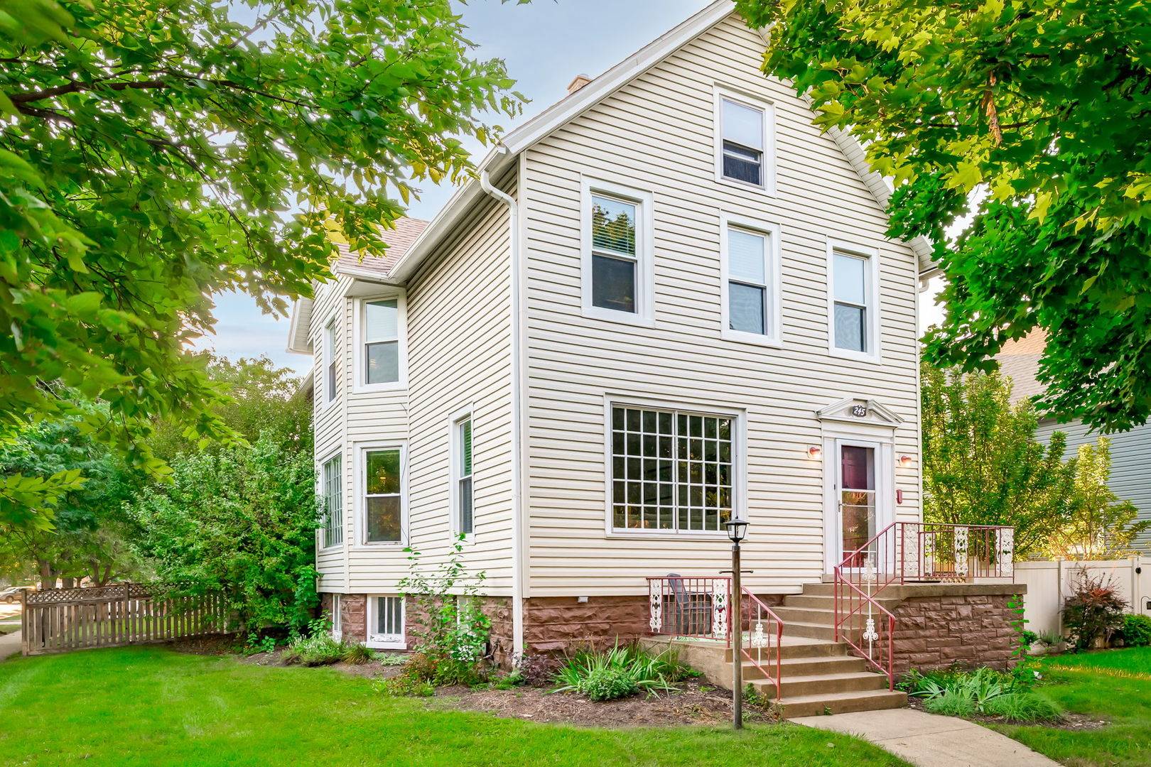 245 Elgin AVE, Forest Park, IL 60130