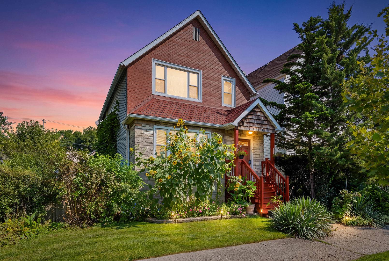 5128 W Ainslie ST, Chicago, IL 60630