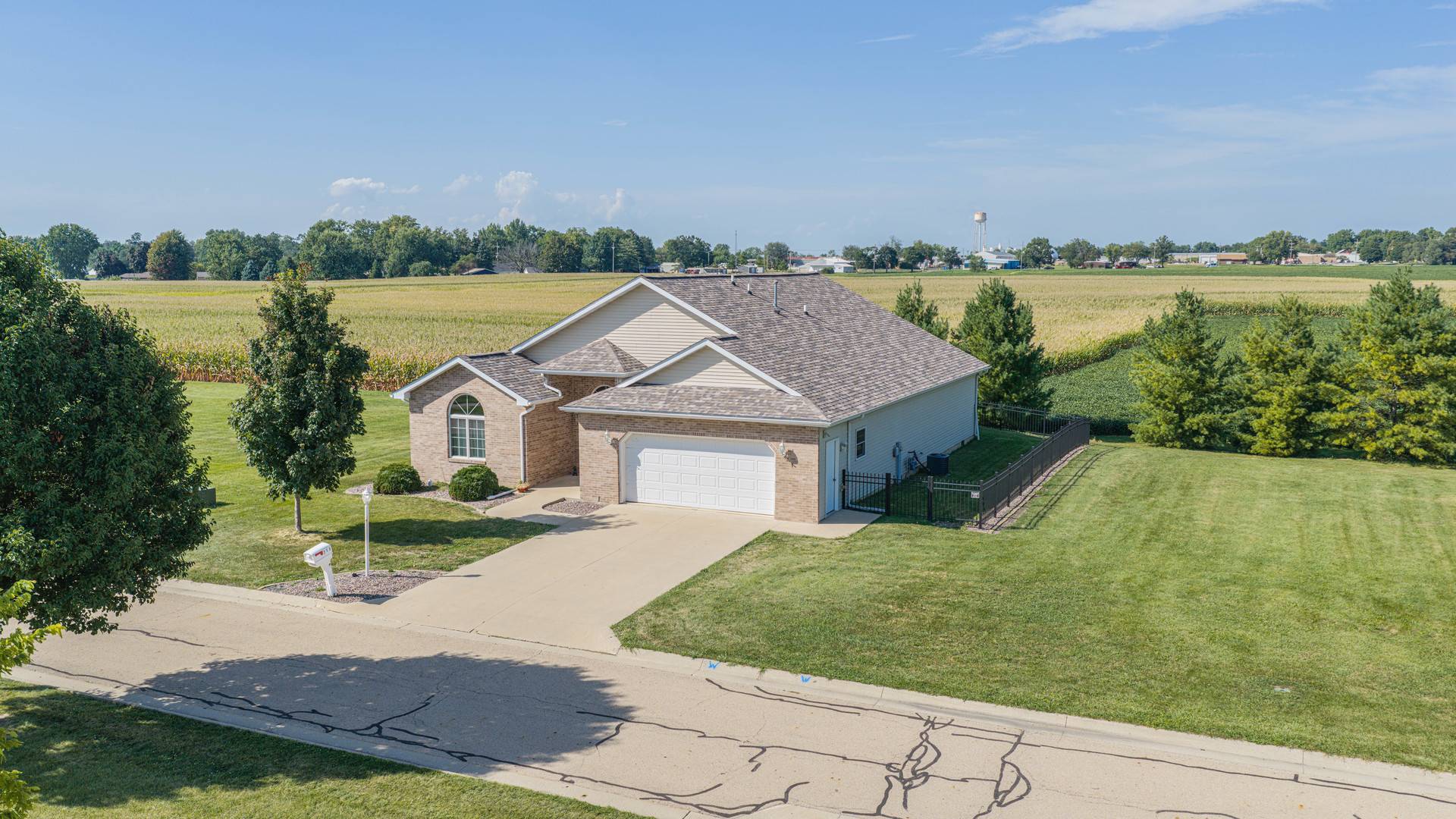 713 Independence DR, Princeton, IL 61356