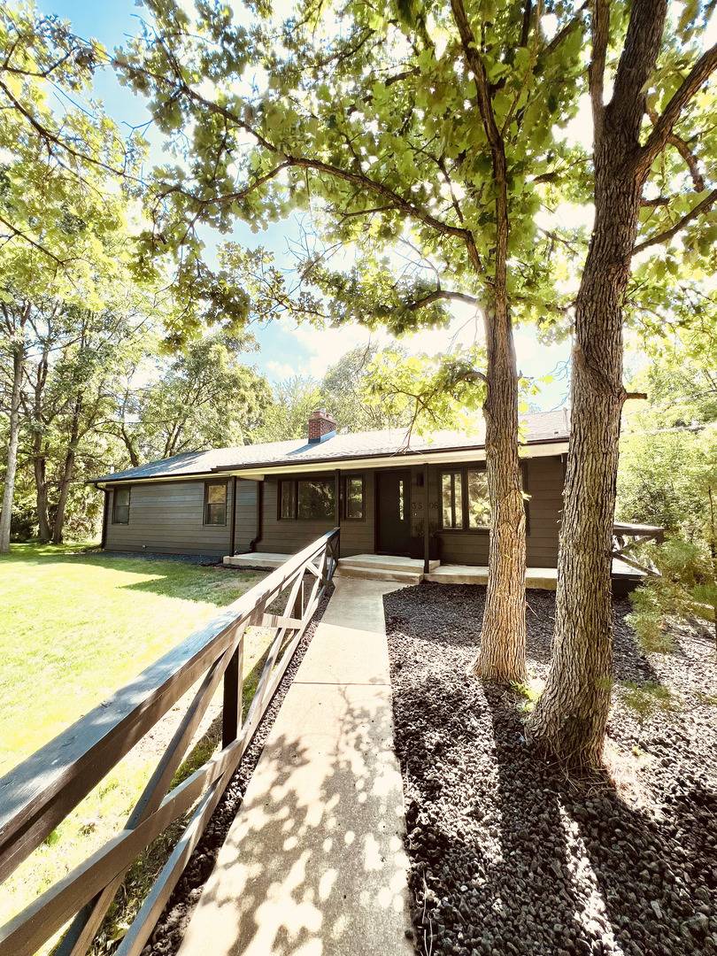 3S306 Winfield RD, Warrenville, IL 60555