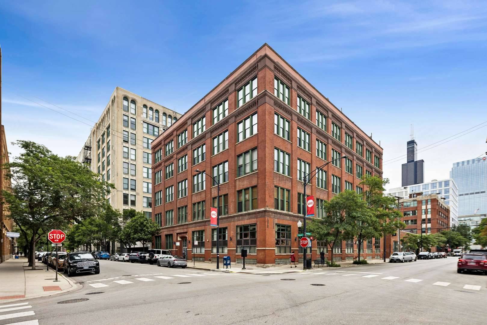 331 S Peoria ST #105, Chicago, IL 60607