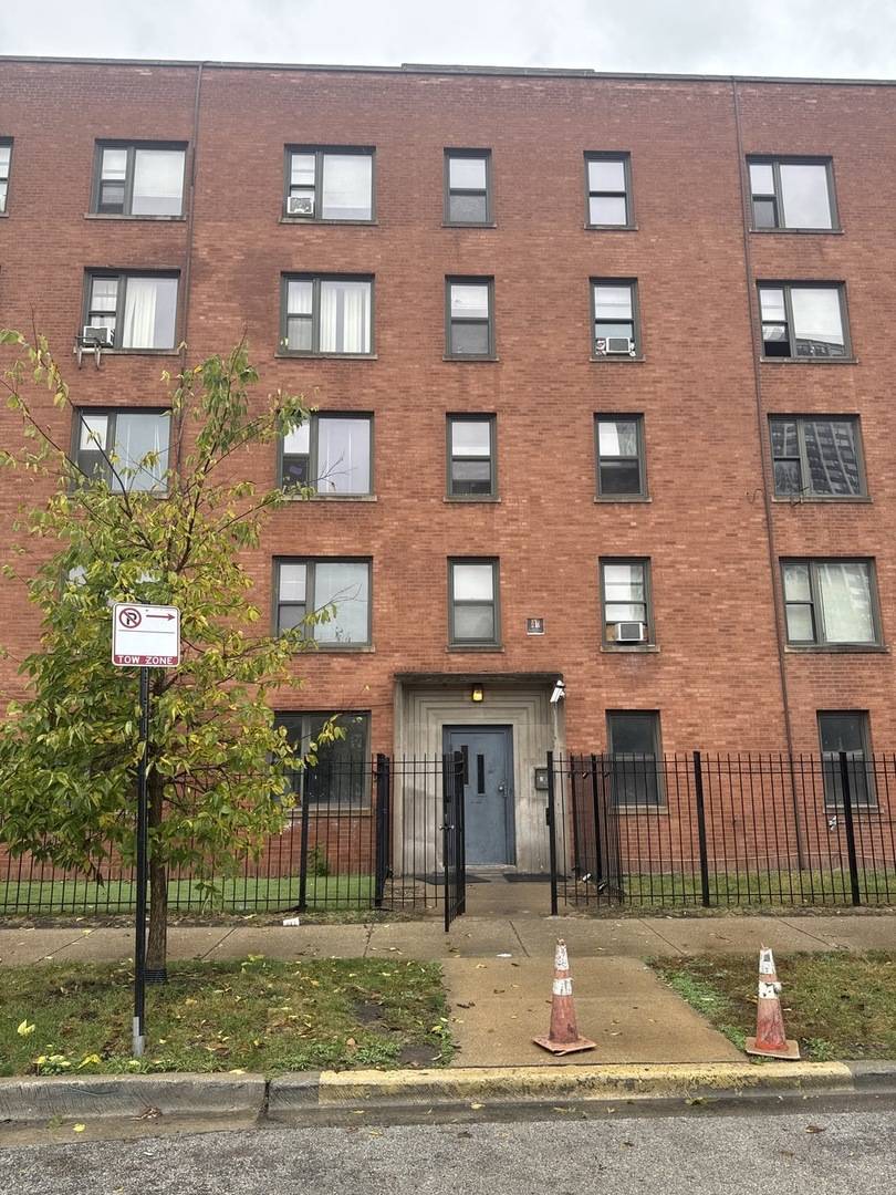 7363 S South Shore DR #209, Chicago, IL 60649