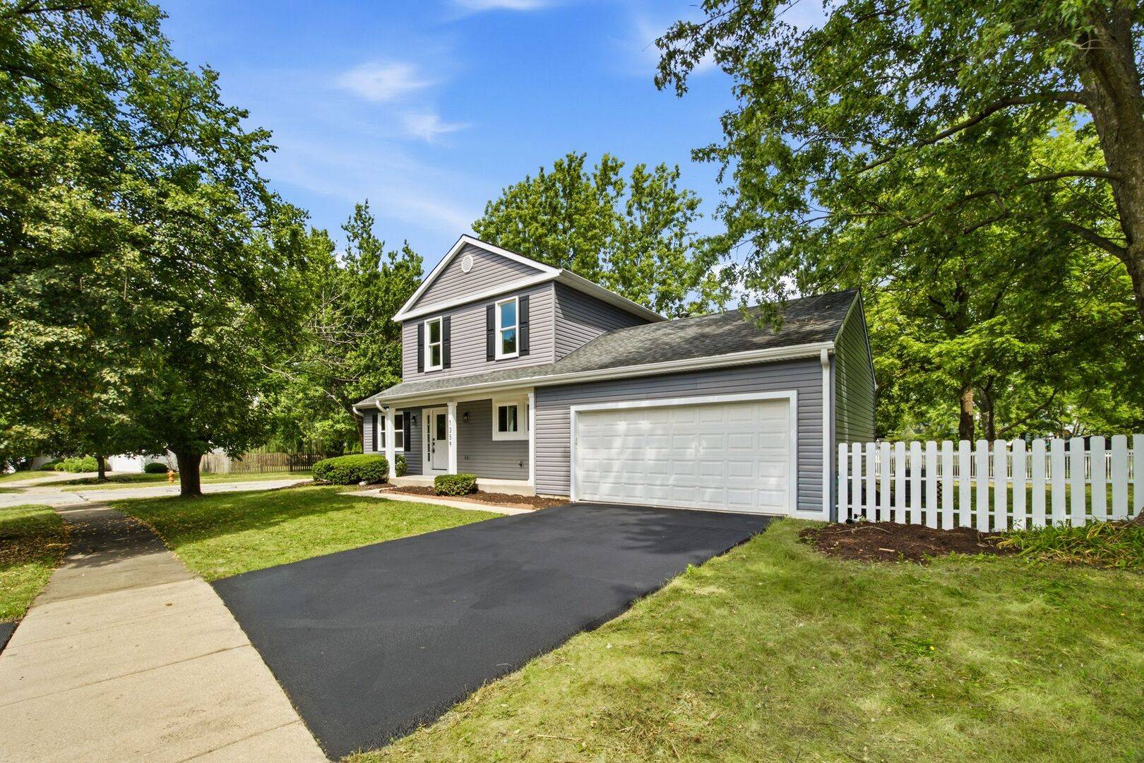 1359 Auburn AVE, Naperville, IL 60565