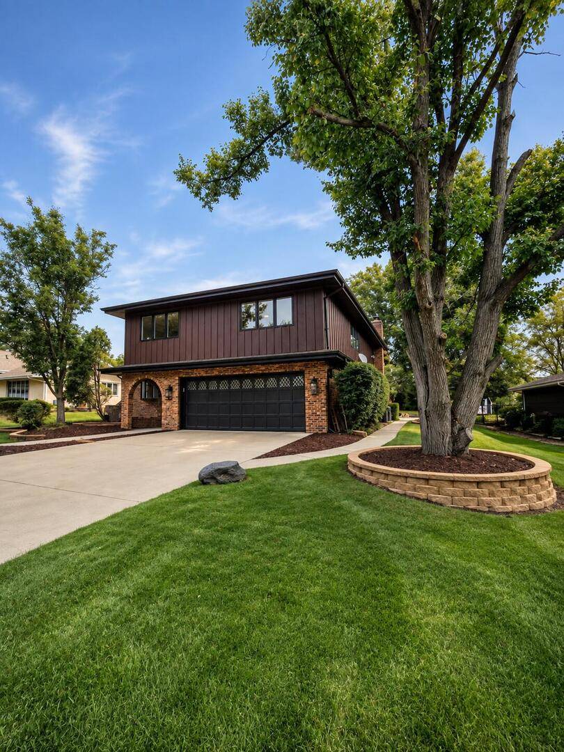 725 Birchwood RD, Frankfort, IL 60423