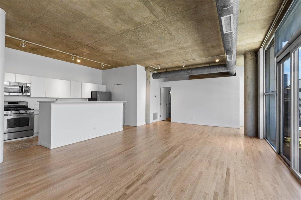 939 W Huron ST #308, Chicago, IL 60642