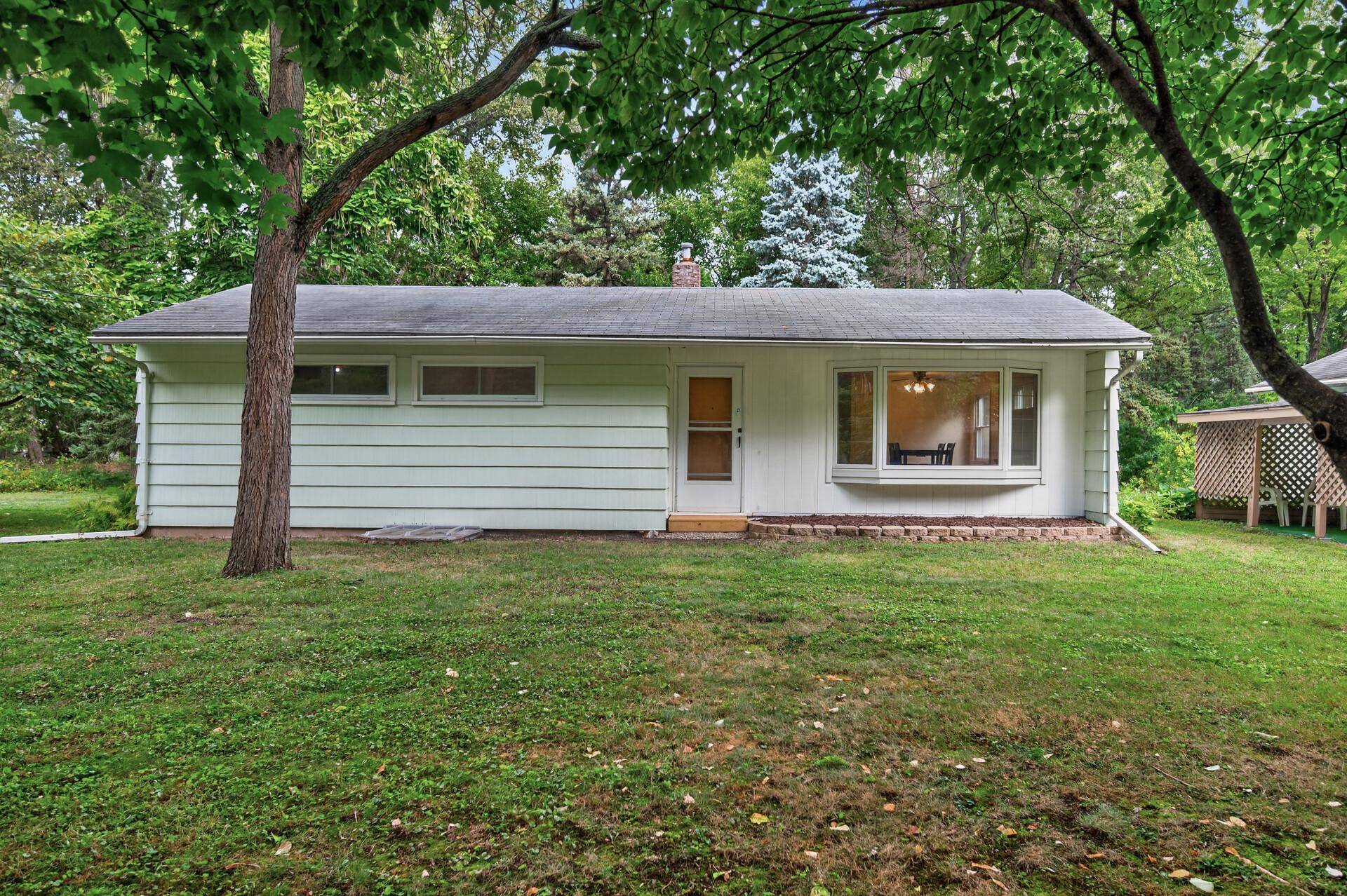 12916 Fairfield RD W, Minnetonka, MN 55305