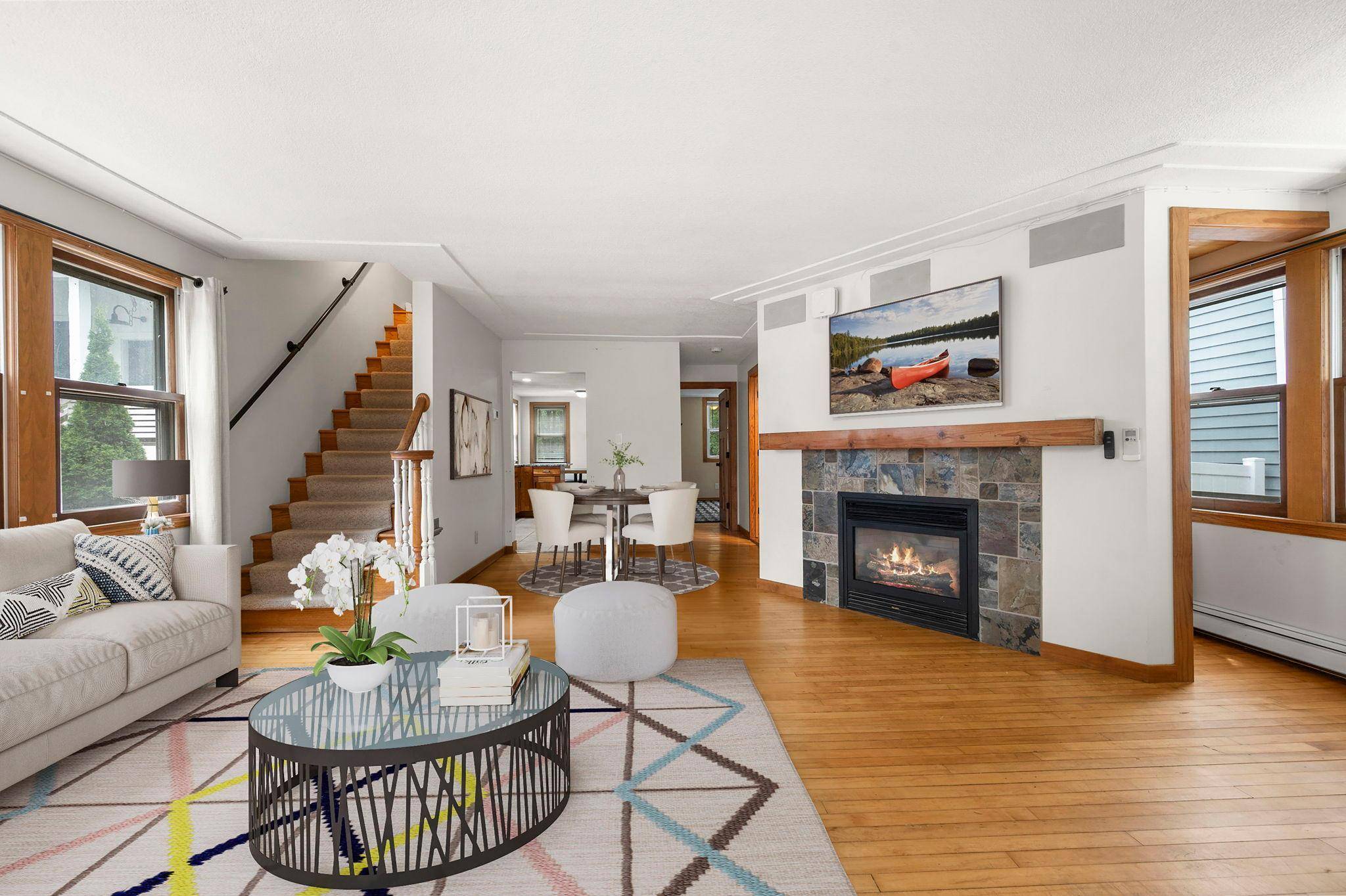 62 Juniper ST, Mahtomedi, MN 55115