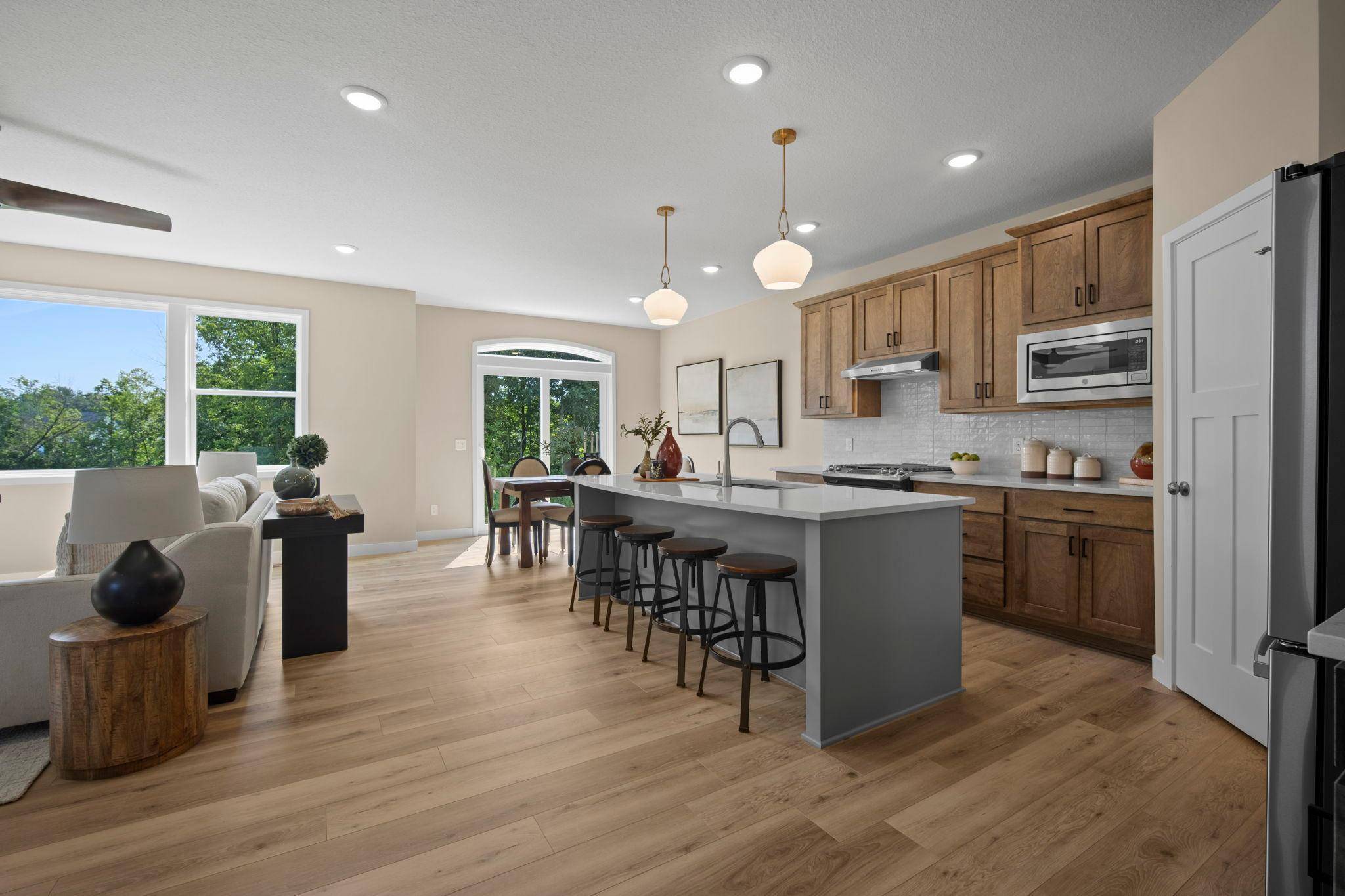 437 Sienna DR, Watertown, MN 55388