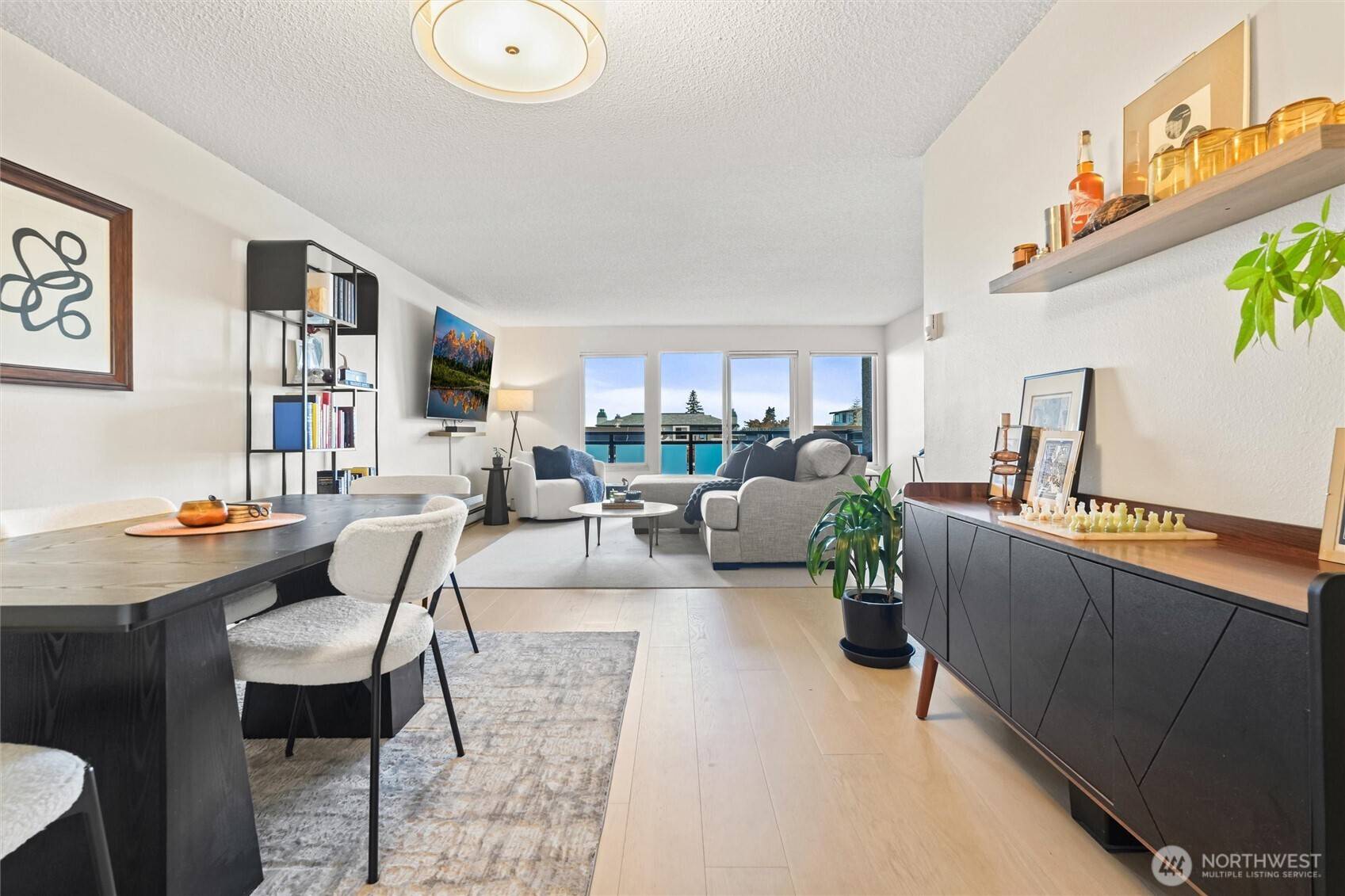 510 Forsyth LN #210, Edmonds, WA 98020