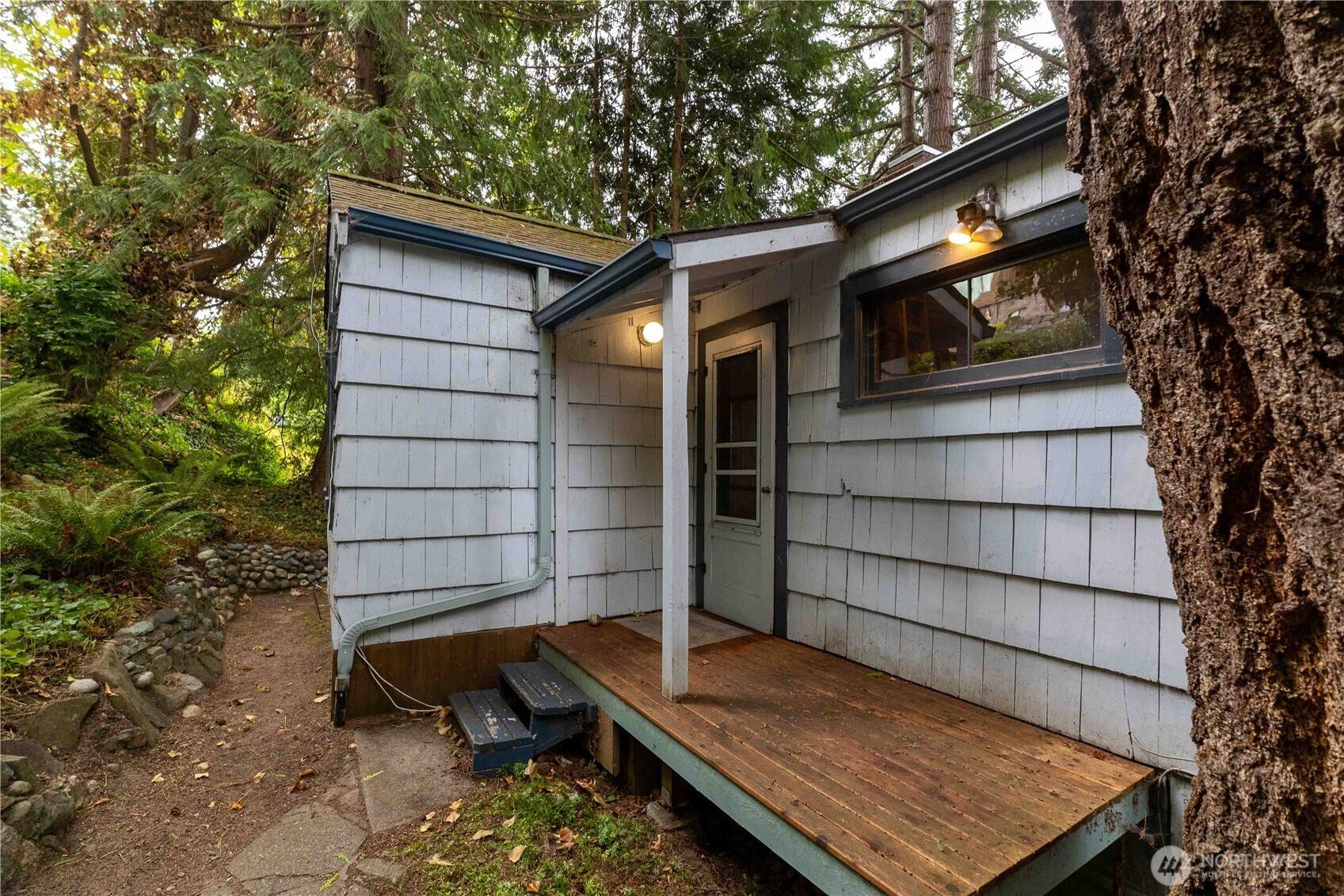 1083 Chuckanut DR, Bellingham, WA 98229