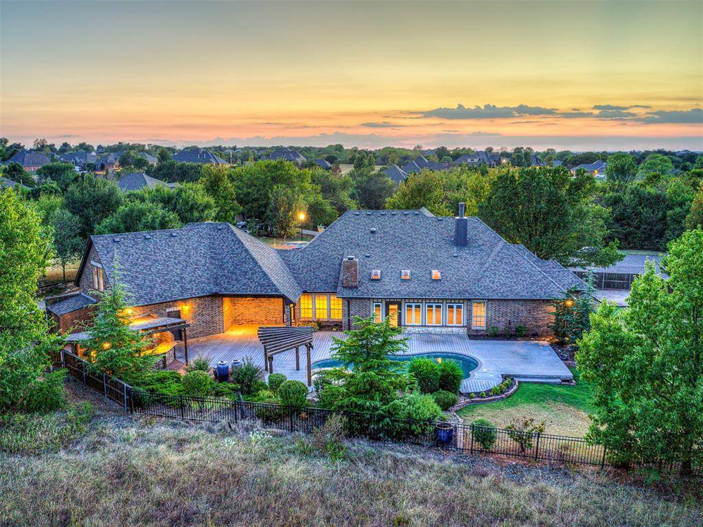 3301 Santa Rosa CT, Norman, OK 73071